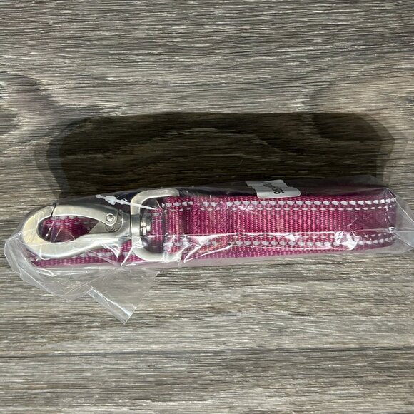 NEW Frisco 6ft Dog Leash Nylon Reflective Comfort Padded Handles Purple 1" Width - Picture 6 of 8
